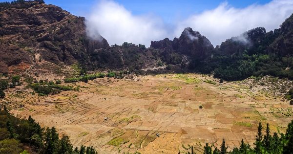 Cratera-cova-do-Paul